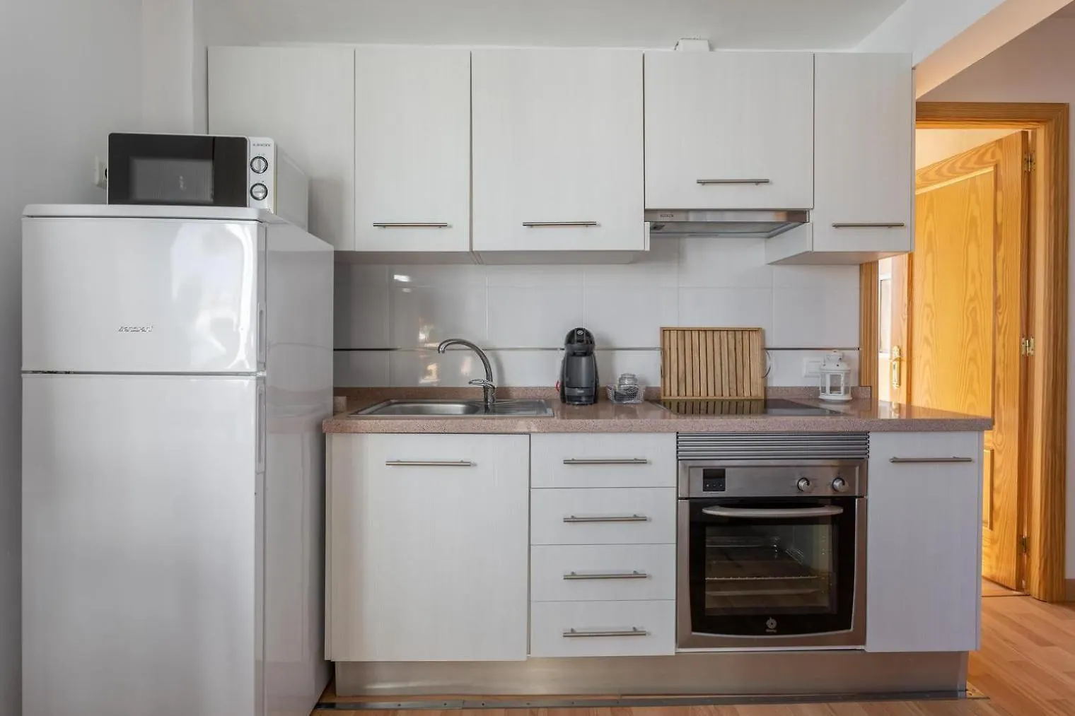 Apartamento En Urbanizacion Residencial Nerja Ισπανία