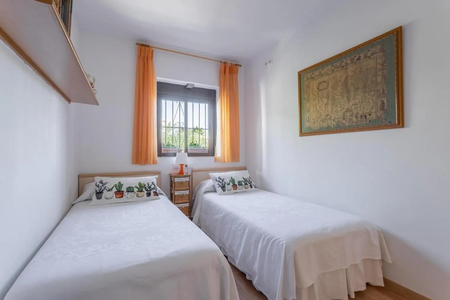 Apartamento En Urbanizacion Residencial Nerja Διαμέρισμα