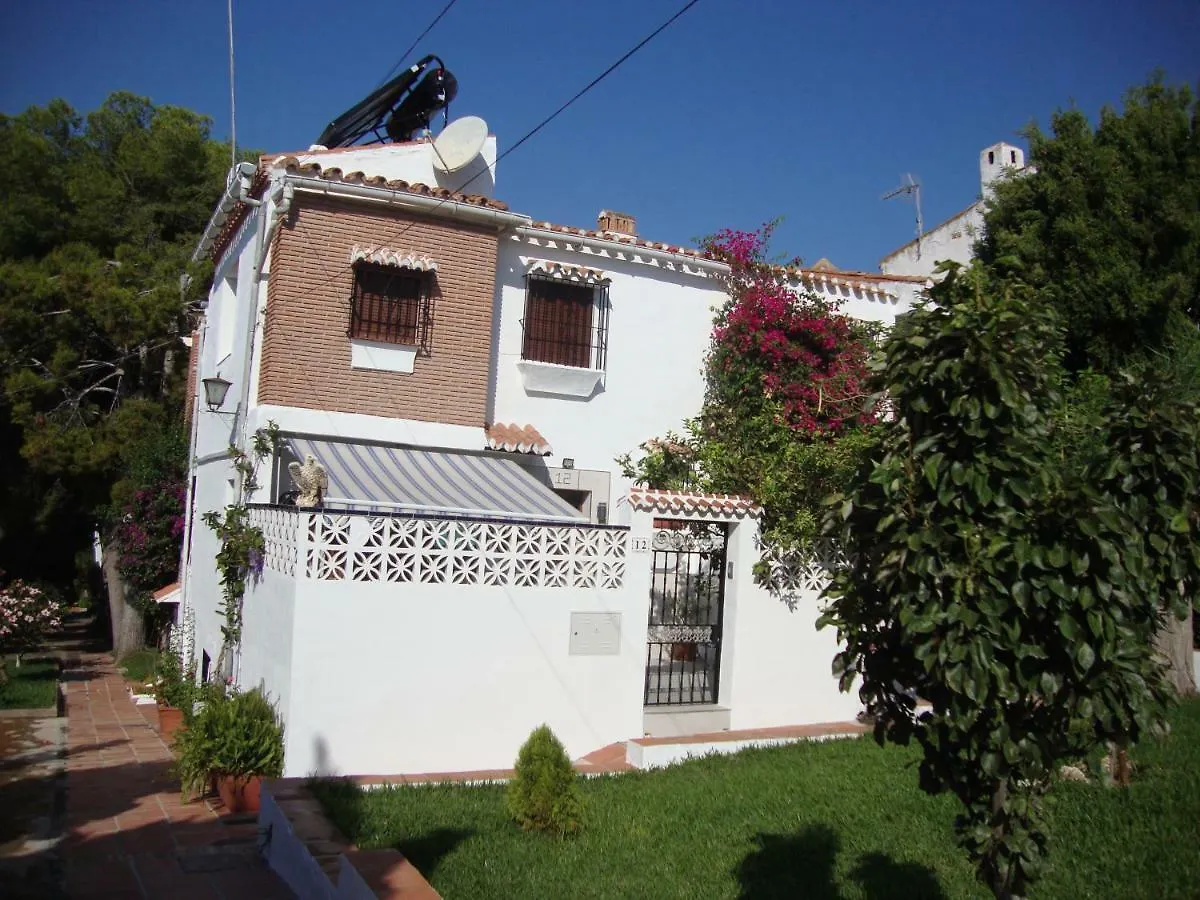 Apartamento En Urbanizacion Residencial Nerja Ισπανία